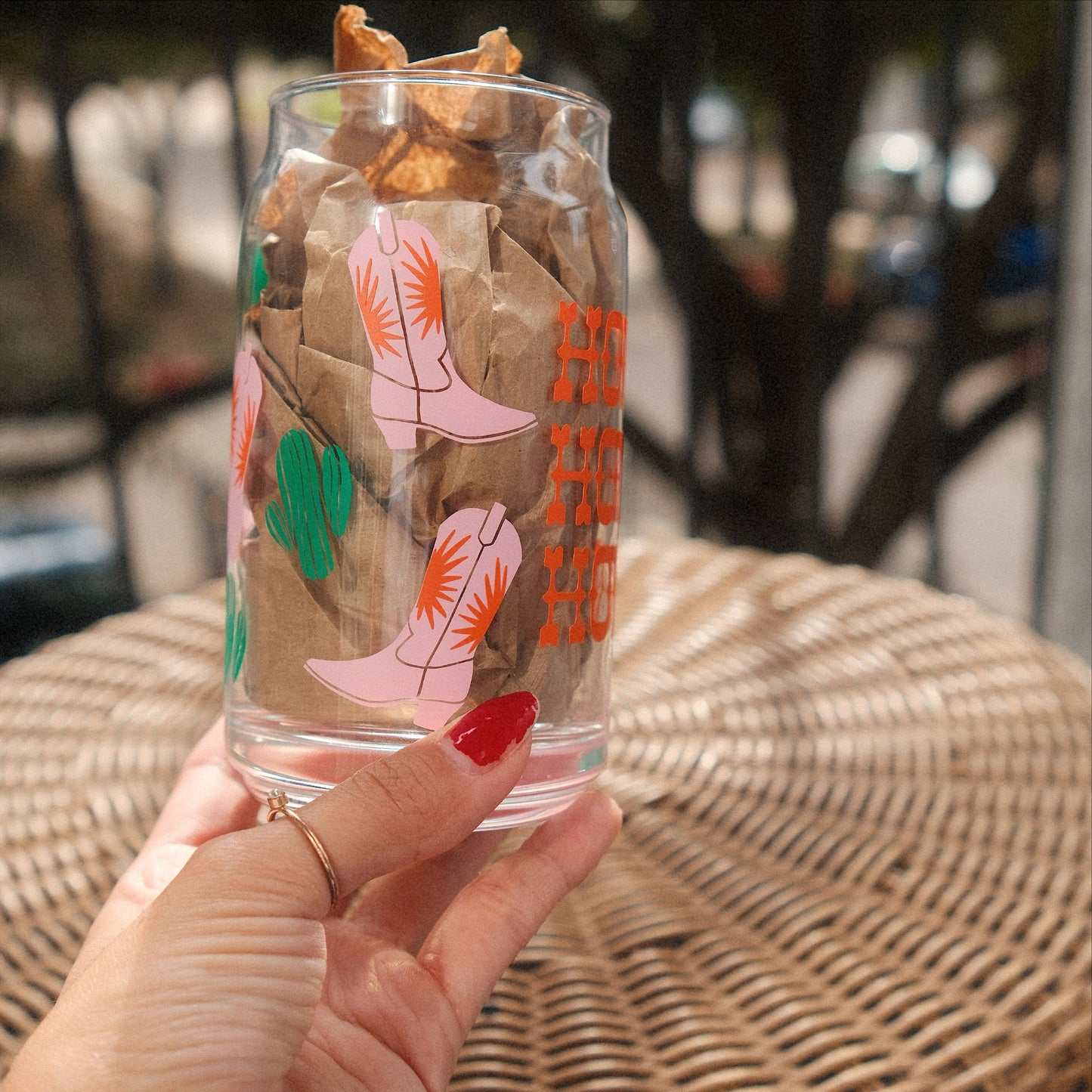 Howdy Cowgirl Boot 16 oz glass cup