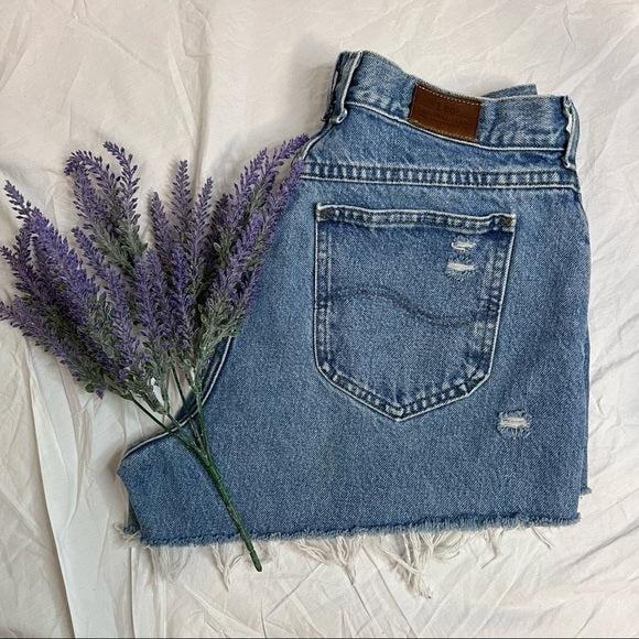 Lee distressed high waisted Cutoffs. Size 30