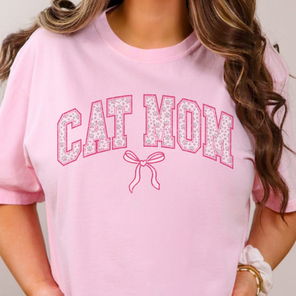 Coquette Cat Mom Bow T Shirt