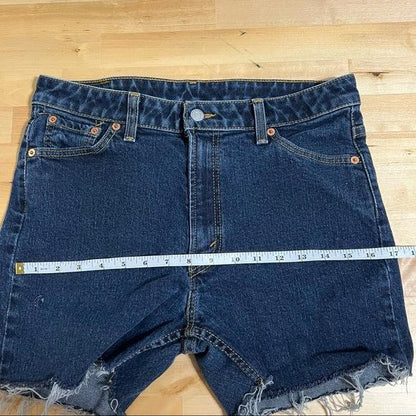 Levi’s dark wash cutoff shorts size 30