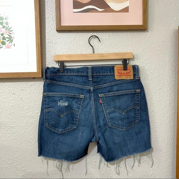 Levi's distressed high waisted cutoff shorts size 32