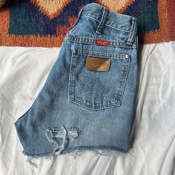 Wrangler High waisted denim Cutoffs. Waist Size 27
