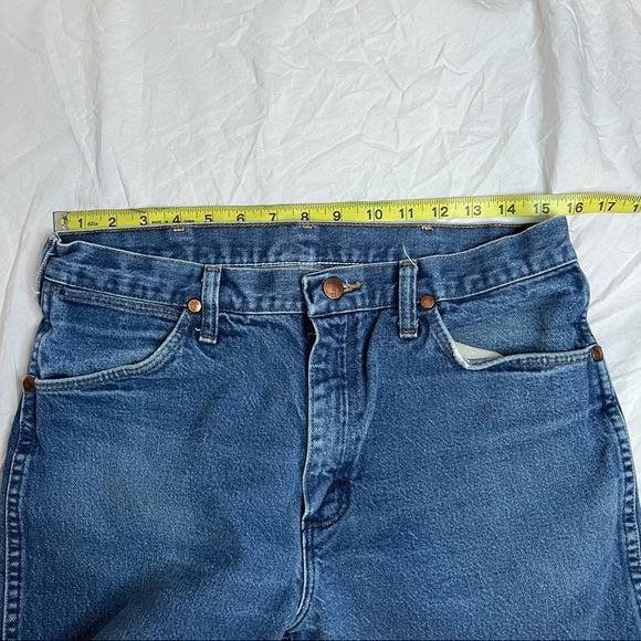 Wrangler High waisted denim Cutoffs. Waist Size 31