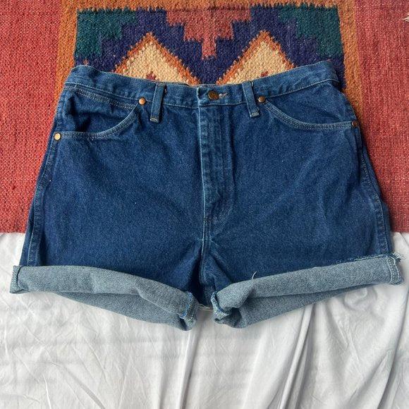 Wrangler High waisted denim Cutoffs. Waist Size 32
