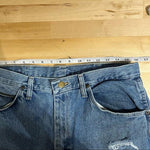 Wrangler distressed high waisted cutoff shorts size 32
