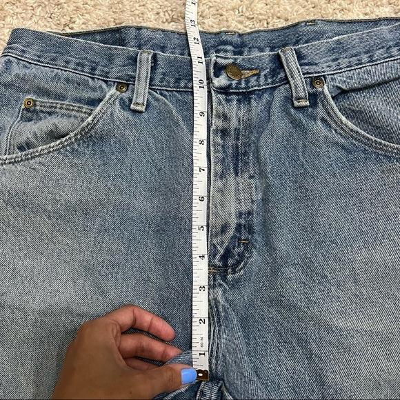 Wrangler high waisted light wash denim cutoffs size 33