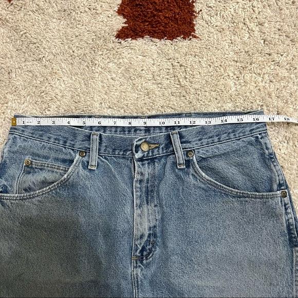 Wrangler high waisted light wash denim cutoffs size 33